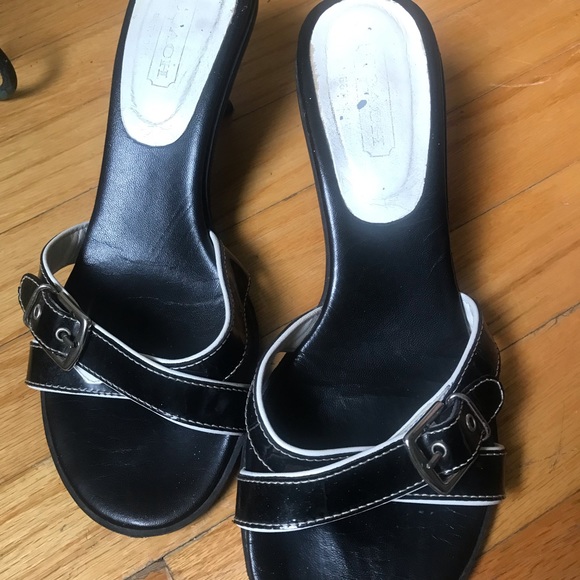 Coach - Picture 5 of 6